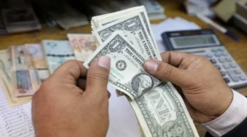سعر الدولار اليوم الإثنين في بنك مصر والأهلي وCIB يتراجع ويثير اهتمام المستثمرين